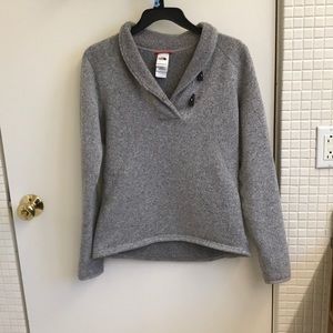 Sweater/ pull over